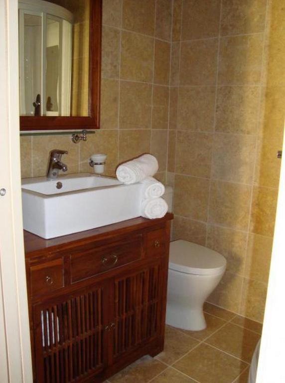 In Sarlat Luxury Rentals, Medieval Center - Maison Fenelon Номер фото
