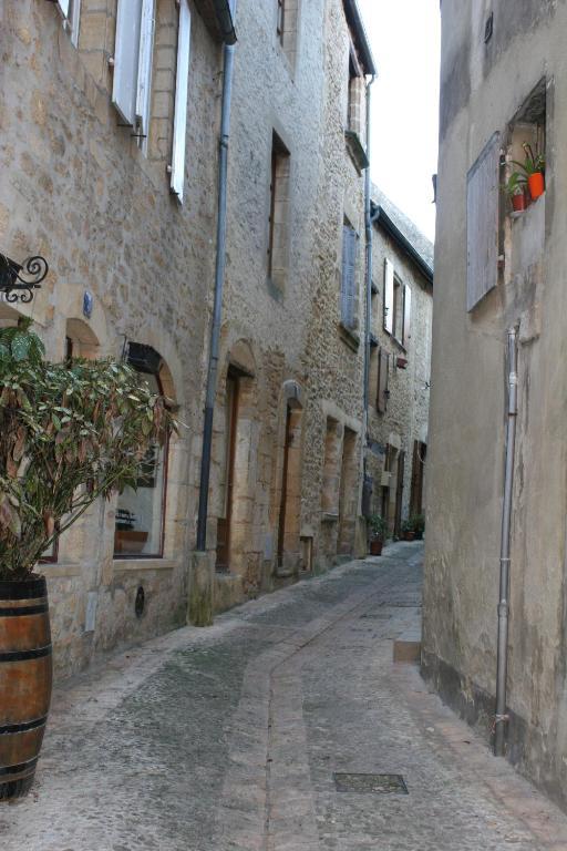 In Sarlat Luxury Rentals, Medieval Center - Maison Fenelon Номер фото